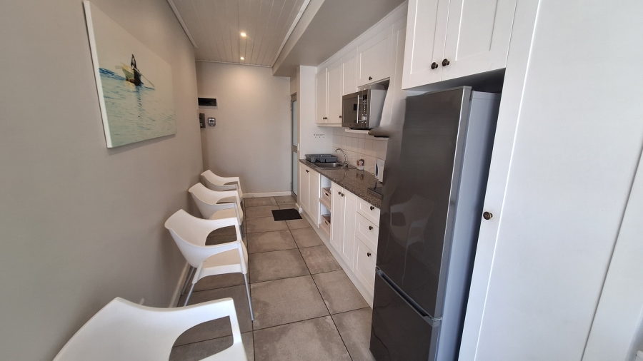 2 Bedroom Property for Sale in Elands Bay Western Cape